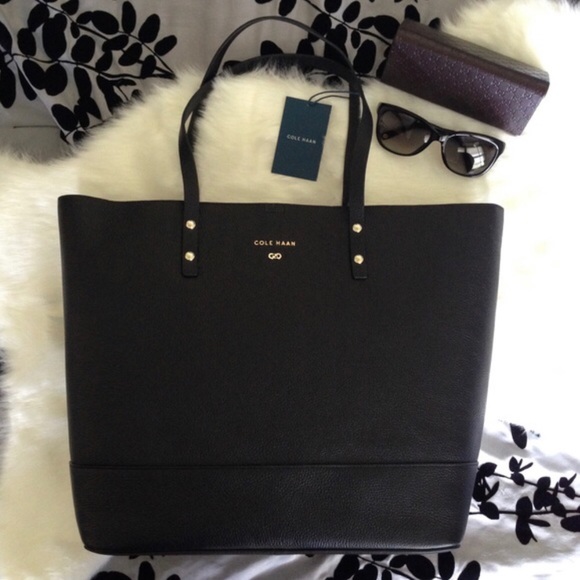 RELISTED Cole Haan | Black Leather Shopper Tote - Picture 4 of 9